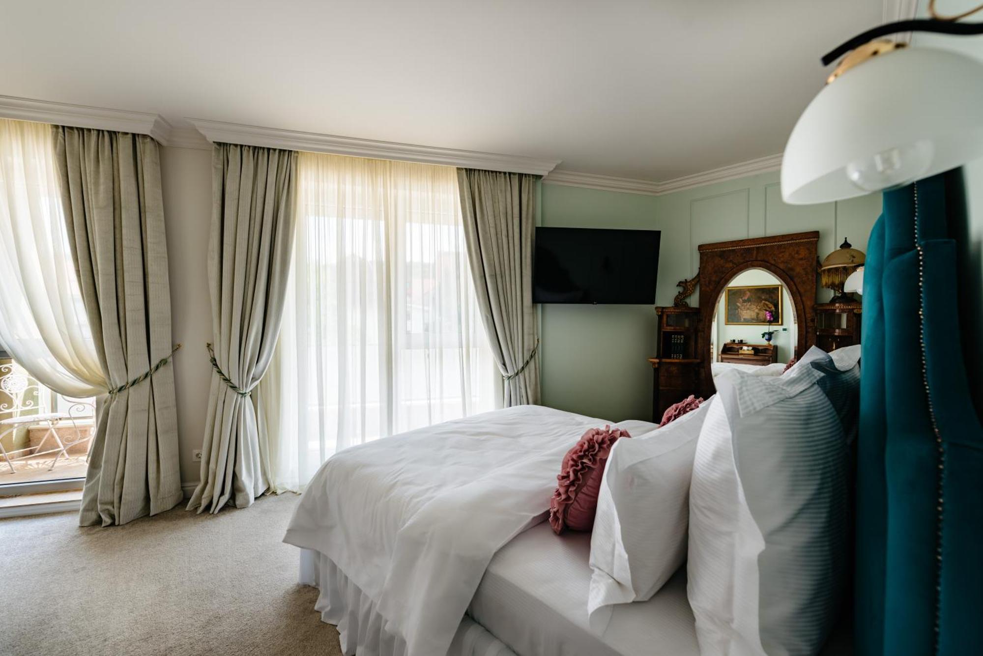 Ateneea Luxury Rooms Клуж-Напока Экстерьер фото