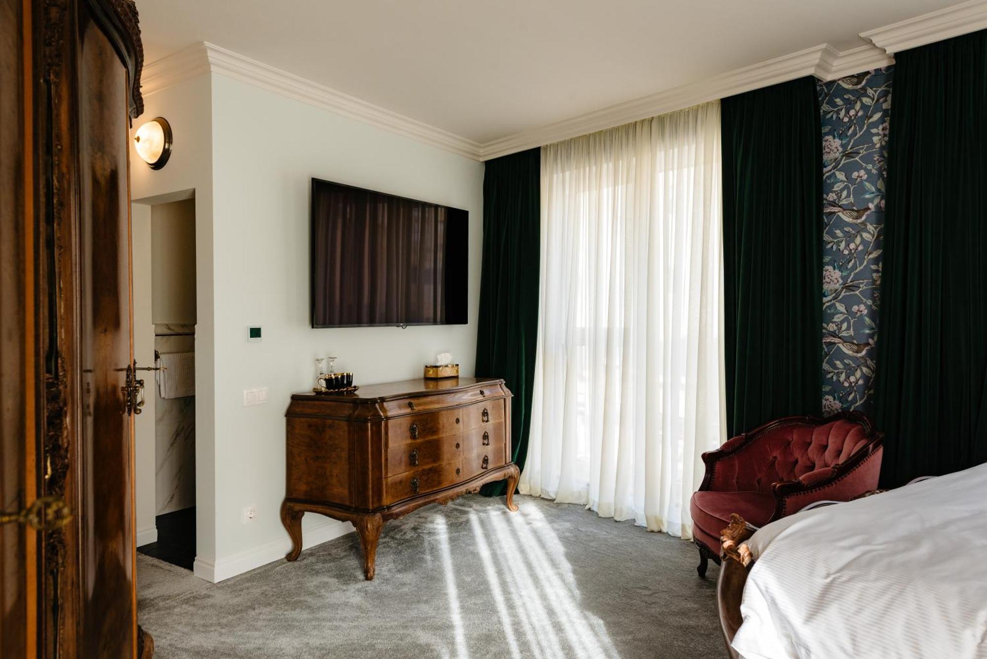 Ateneea Luxury Rooms Клуж-Напока Экстерьер фото