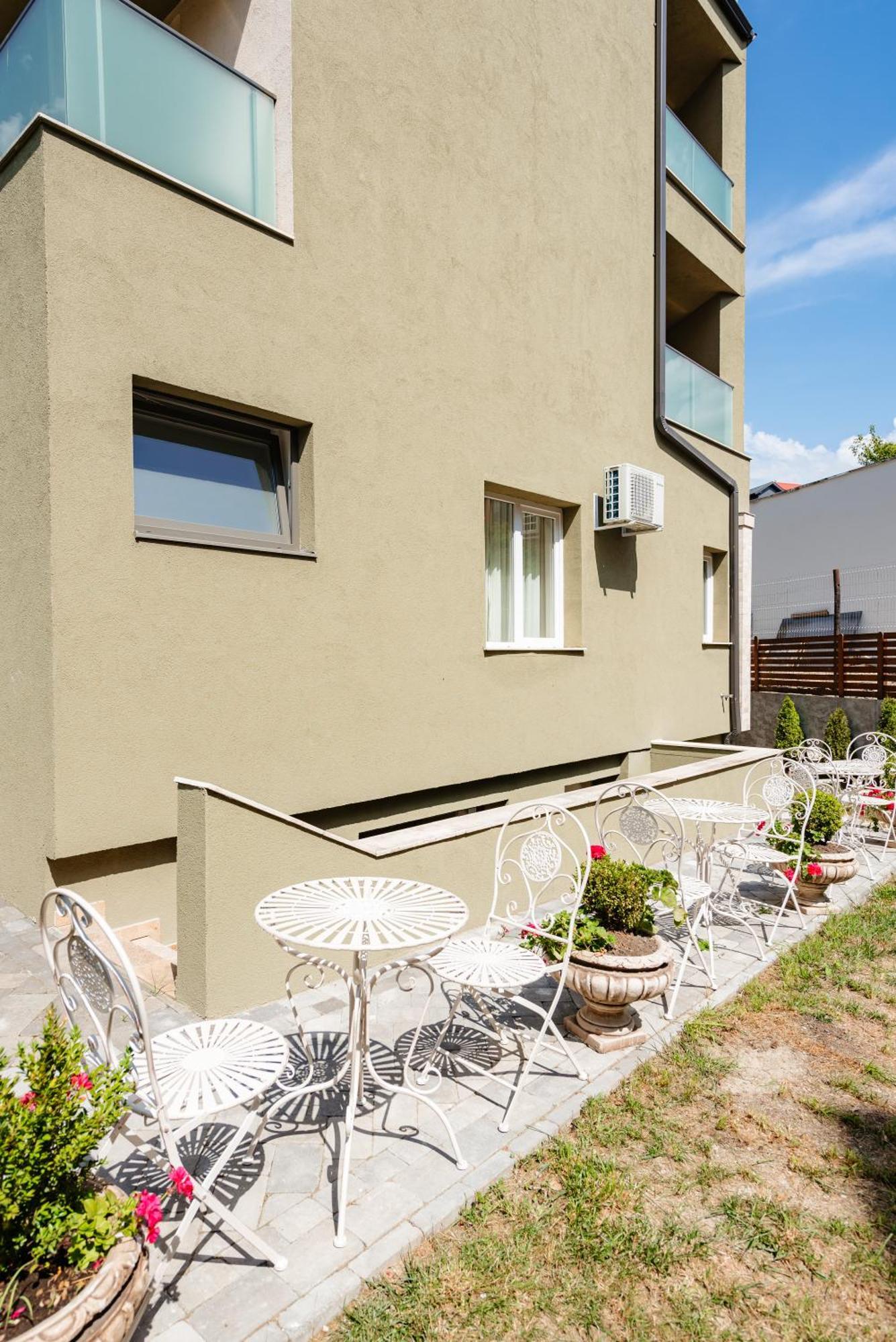 Ateneea Luxury Rooms Клуж-Напока Экстерьер фото